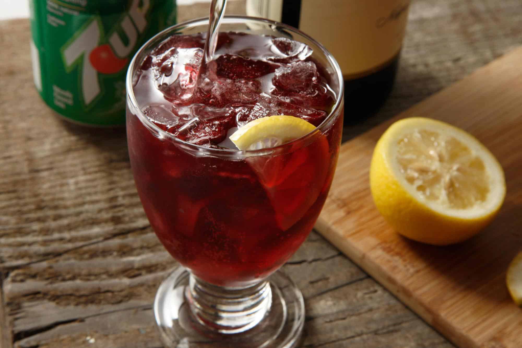 Tinto de verano (Summer red wine) - The Best Spanish Recipes 